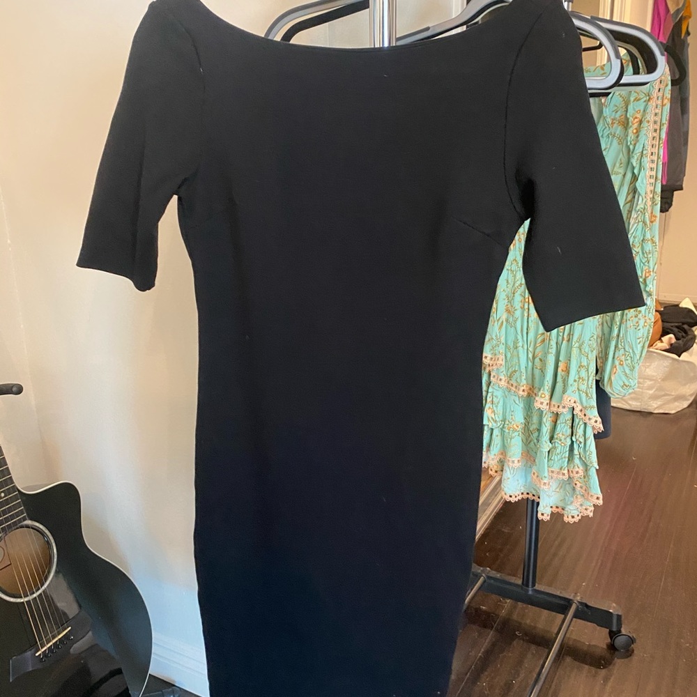 Final black dress